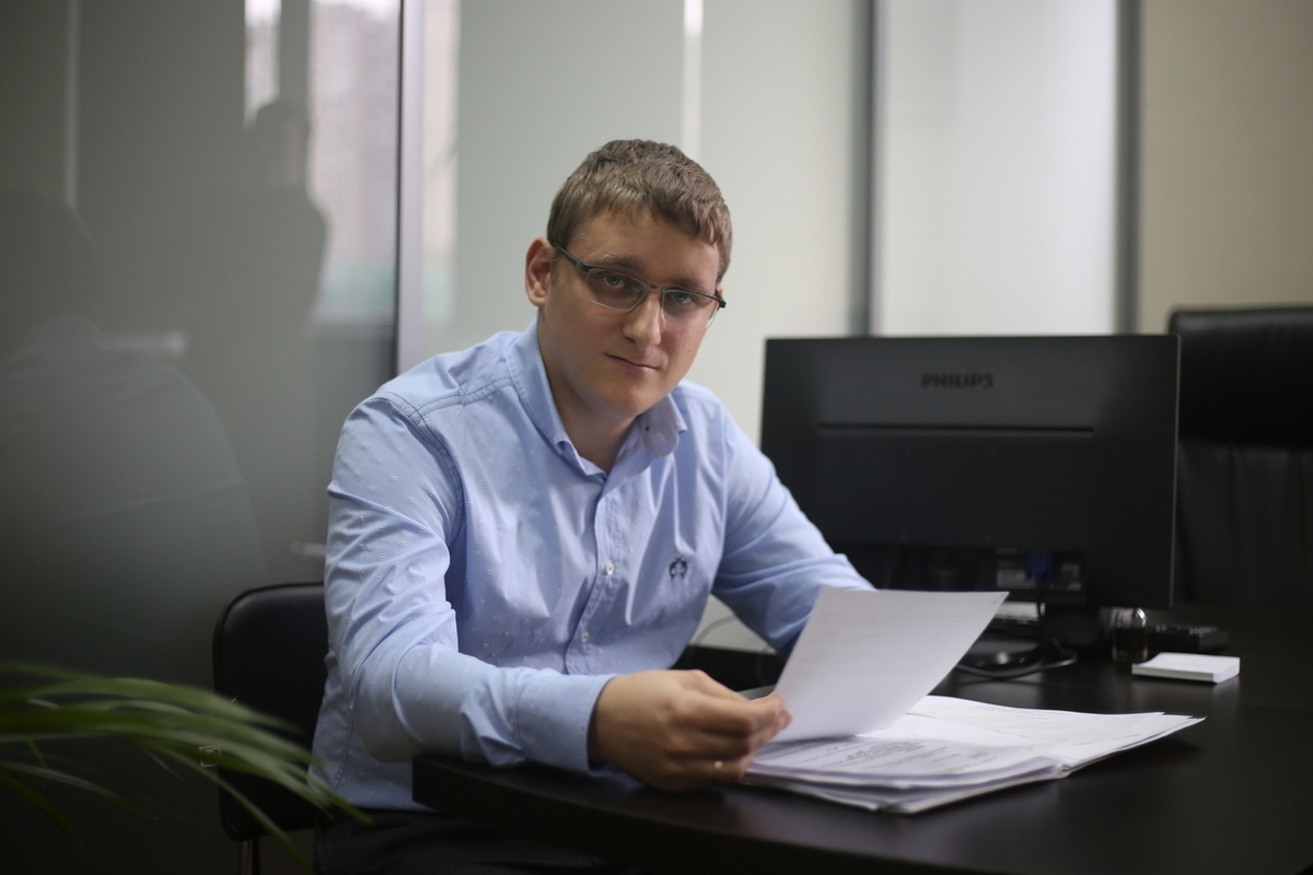 Александр Иванов